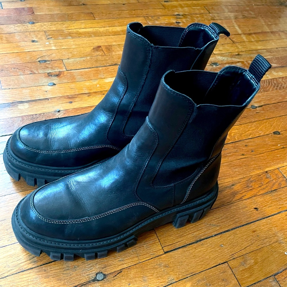 Marc Fisher LTD Womens Morgan Chunky Leather Chelsea Boots